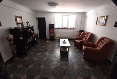 Casă individuală cu 6 camere cu Canalizare în Dristor - 4