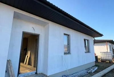 Casă cu 4 camere cu Teren 400 Mp în Săsar - 3
