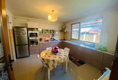 Apartament cu 3 camere decomandat în Central - 5