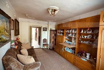 Apartament cu 3 camere decomandat în Central - 6