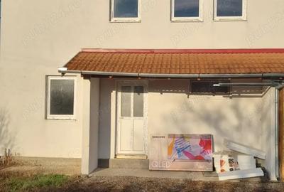 Apartament la casa parter+etaj+ curte in Episcopia Oradea - 5