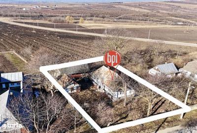 Casă cu 2 camere în Spătărești - 2