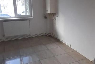 Apartament cu 3 camere decomandat în Central - 2