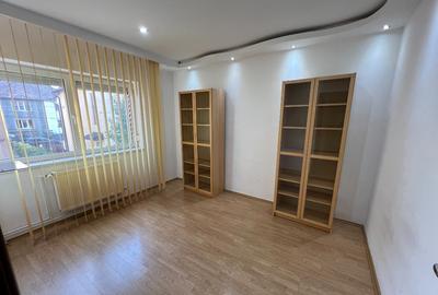 INCHIRIEZ casa 5 camere,pretabila birou,zona Calea Dumbravii - 3