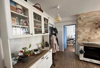 Apartament 3 camere, zona Central - 9