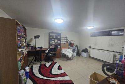 Casă cu 7 camere cu Teren 518 Mp în Cârcea - 8