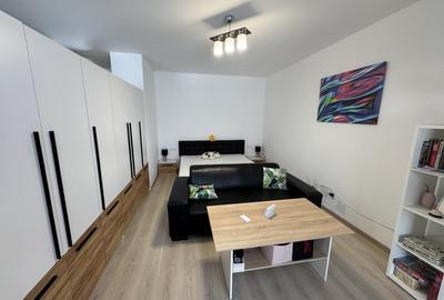 Apartament cu 2 camere semidecomandat, mobilat în Florești