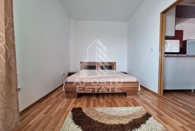 Apartament cu 3 camere semidecomandat, mobilat în UTA - 7