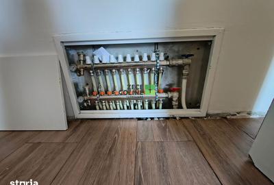 Casă cu 8 camere cu Teren 1430 Mp în Central - 4