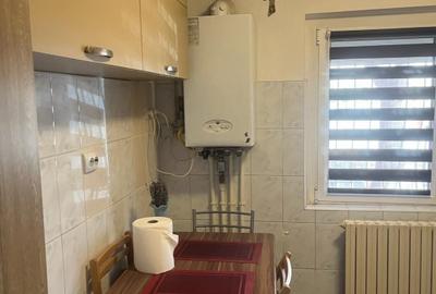 Apartament cu 2 camere decomandat în Piața Centrală - 4