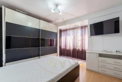 Apartament cu 3 camere decomandat, mobilat în Central - 10
