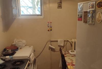 Garsonieră decomandată în 1 Mai - 4