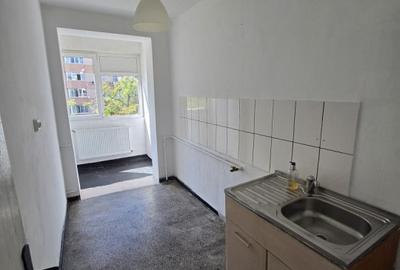 2 camere l 4 minute Metrou Crangasi - 6