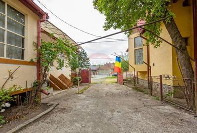 Casă cu 5 camere cu Teren 378 Mp în Purcăreni - 6