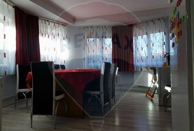 Casă individuală cu 6 camere cu Garaj în Calea Clujului - 2