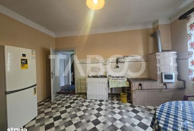 Casă cu 4 camere cu Teren 380 Mp în Trei Stejari - 2