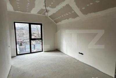 Casă cu 4 camere cu Teren 380 Mp în Central - 16