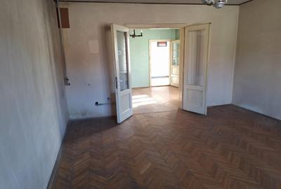 Casă cu 5 camere cu Canalizare în Săcele - 15