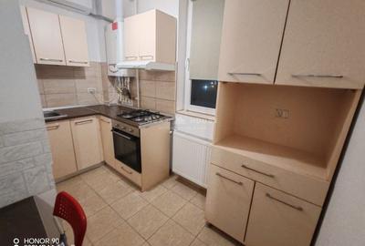 Garsonieră decomandată, mobilată în 13 Septembrie - 5