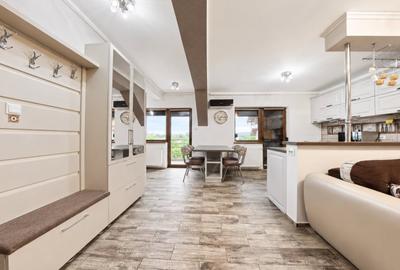 Apartament cu 3 camere decomandat, mobilat în Gherăiești