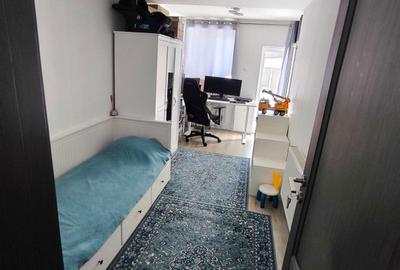 Casă cu 3 camere în Central