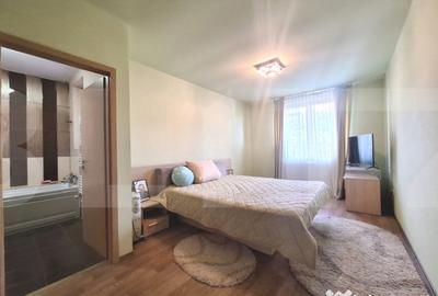 Casă cu 7 camere cu Teren 680 Mp în Mehala - 1