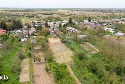 Teren de 6000 mp, în Stănești - 4