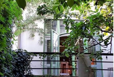 Spațiu comercial, de 367.23999023438 mp, în Armeneasca