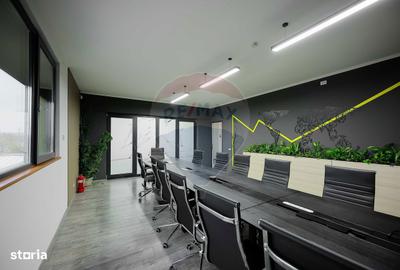 Spațiu comercial, de 65 mp, în Centura - 18