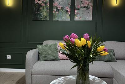 Apartament cu 3 camere semidecomandat în Central