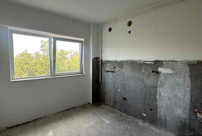 Apartament cu 4 camere semidecomandat în Micro 16 - 5