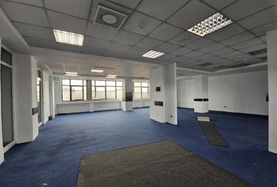 Birou, de 160 mp, în Capitol - 6