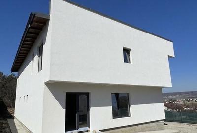 Casă cu 4 camere cu Teren 250 Mp în Găvana - 4