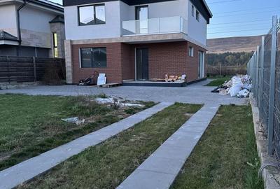 Casa individuala noua, 724 mp teren, 4 dormitoare, finisata Casa individuala noua, 724 mp teren, 4 dormitoare, finisata - 2