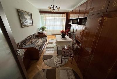 Apartament cu 4 camere decomandat în Micro 16 - 8