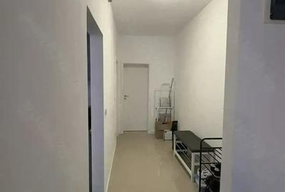 Apartament cu 2 camere semidecomandat în Dumbrăvița - 1