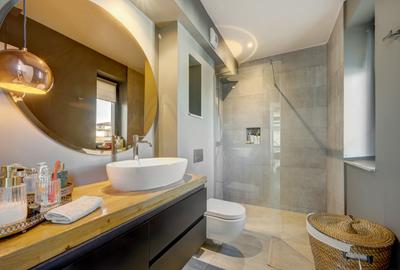 Duplex cu 7 camere cu Canalizare în Voluntari - 16