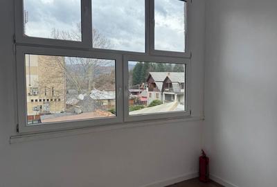 Spațiu comercial, de 28 mp, în Ultracentral - 1