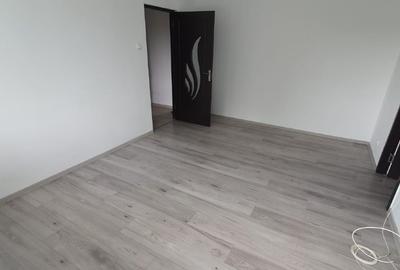 Vând apartament 2 camere - Bulevardul Saturn - Brașov - 10