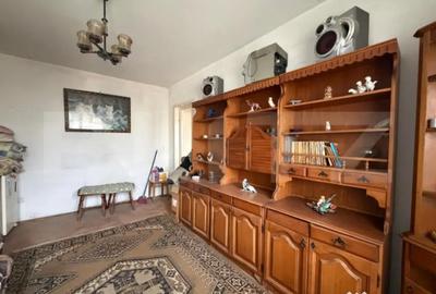 Apartament cu 3 camere semidecomandat în Turda - 2