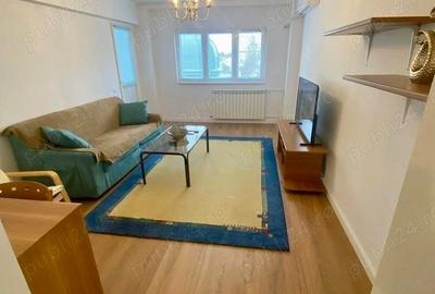 Apartament cu 3 camere decomandat, mobilat în Calea Victoriei
