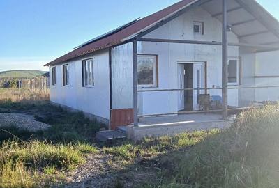 Casă cu Teren 6000 Mp în Hărman - 1