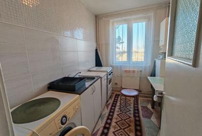 Apartament cu 2 camere decomandat, mobilat în Cornișa - 2