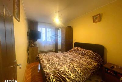 Apartament cu 3 camere decomandat în George Enescu - 7