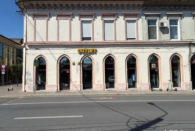 Inchiriez spatiu comercial P-?a 1 Decembrie- V. Alecsandri - 1