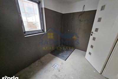 Casă cu 8 camere cu Teren 600 Mp în Central - 11