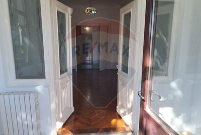 Vila de inchiriat,  potrivita birouri, zona Gara. - 8