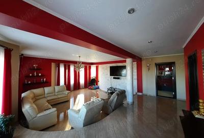 Casă cu 7 camere cu Teren 610 Mp în Hințești - 5