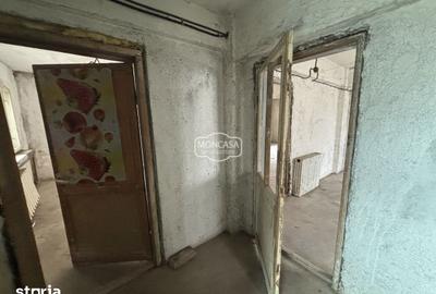 Casă cu 6 camere cu Teren 300 Mp în Central - 3