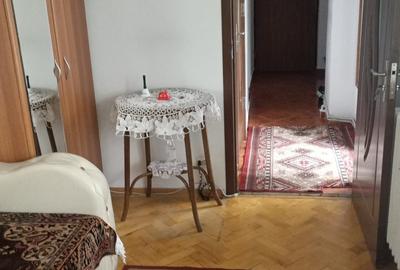 REZERVAT PACURARI-POSTA ap. 2 camere, decomandat, liber, 62mp, et.2/6.OCAZIE! - 2